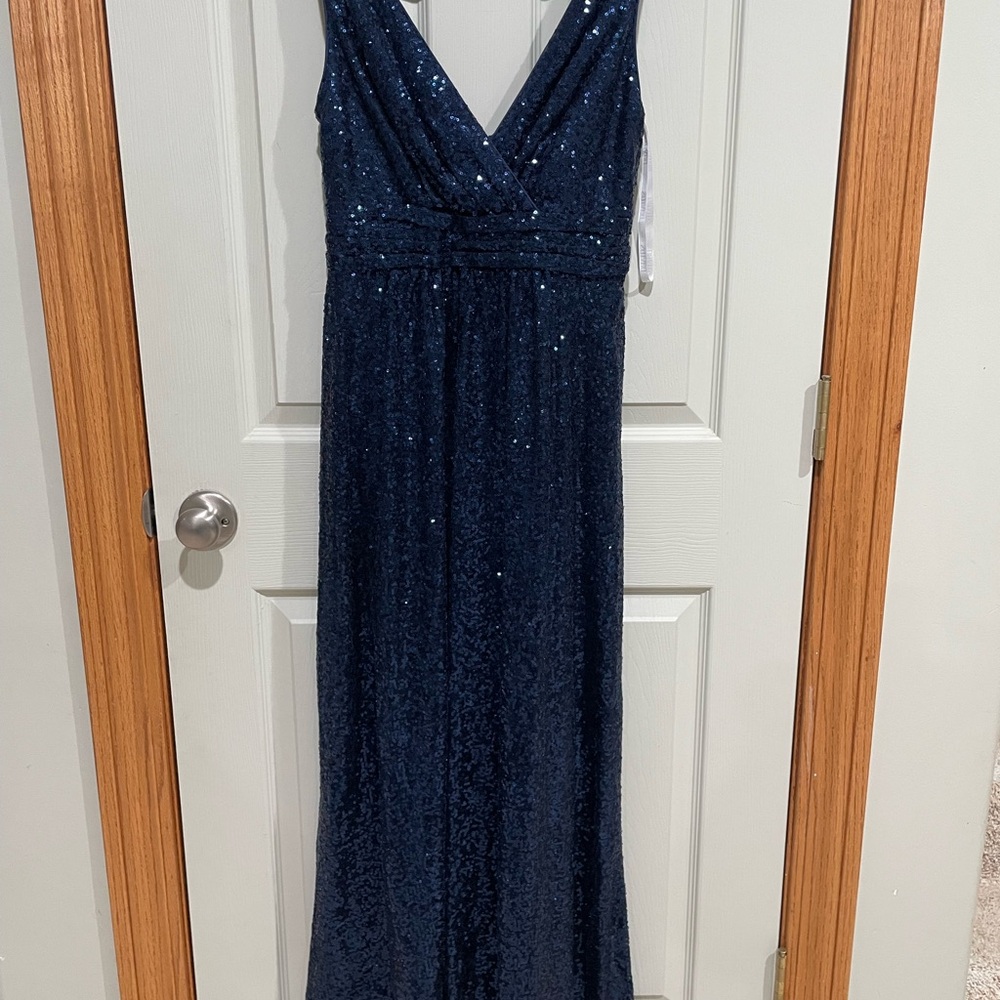 Quora Navy Sequin Gown